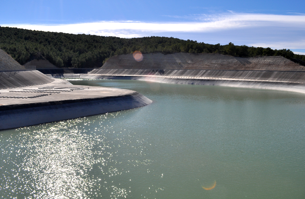 Se invertirán más de 4 millones de euros en la adecuación del vaso de la balsa de la Muela en Alhama